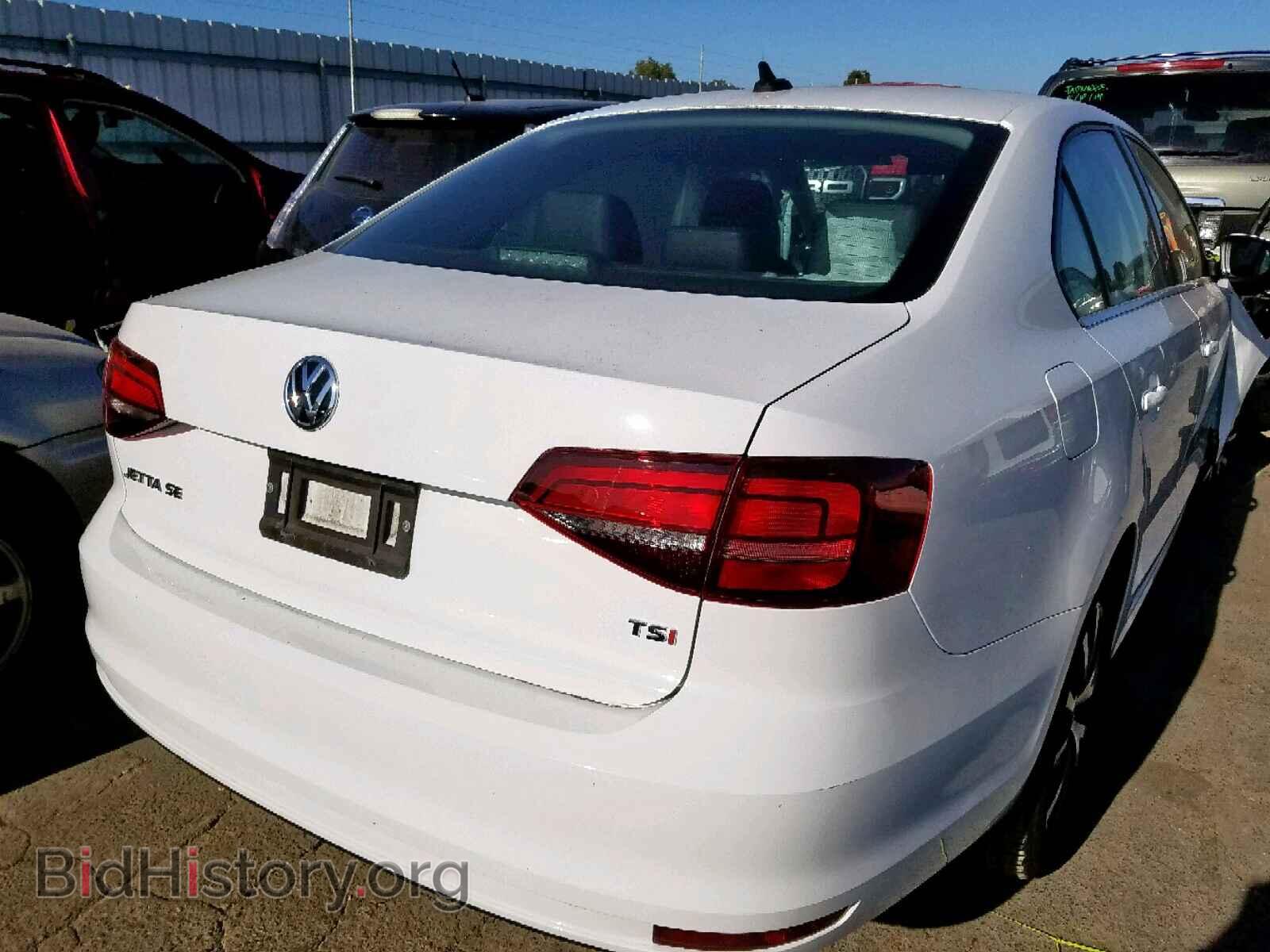 2017 VOLKSWAGEN JETTA - VIN: 3VWDB7AJ9HM210596 - Фото 4