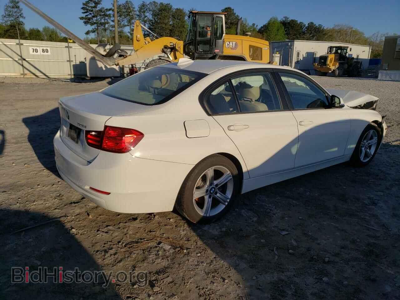 2013 BMW 3 SERIES - VIN: WBA3A5C55DF600740 - Фото 3