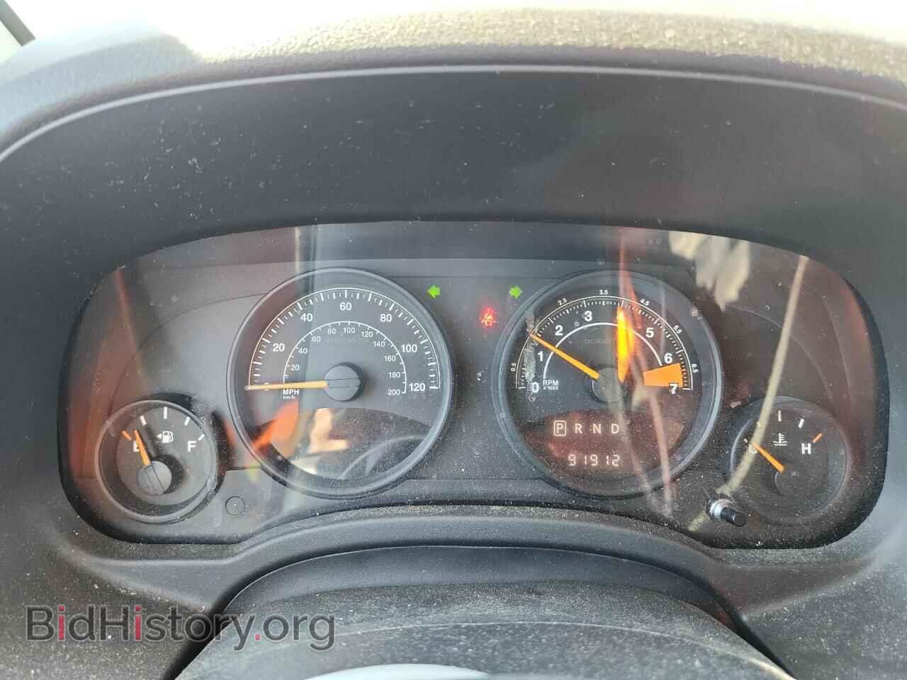 2014 JEEP COMPASS - VIN: 1C4NJCBB2ED785933 - Photo 9