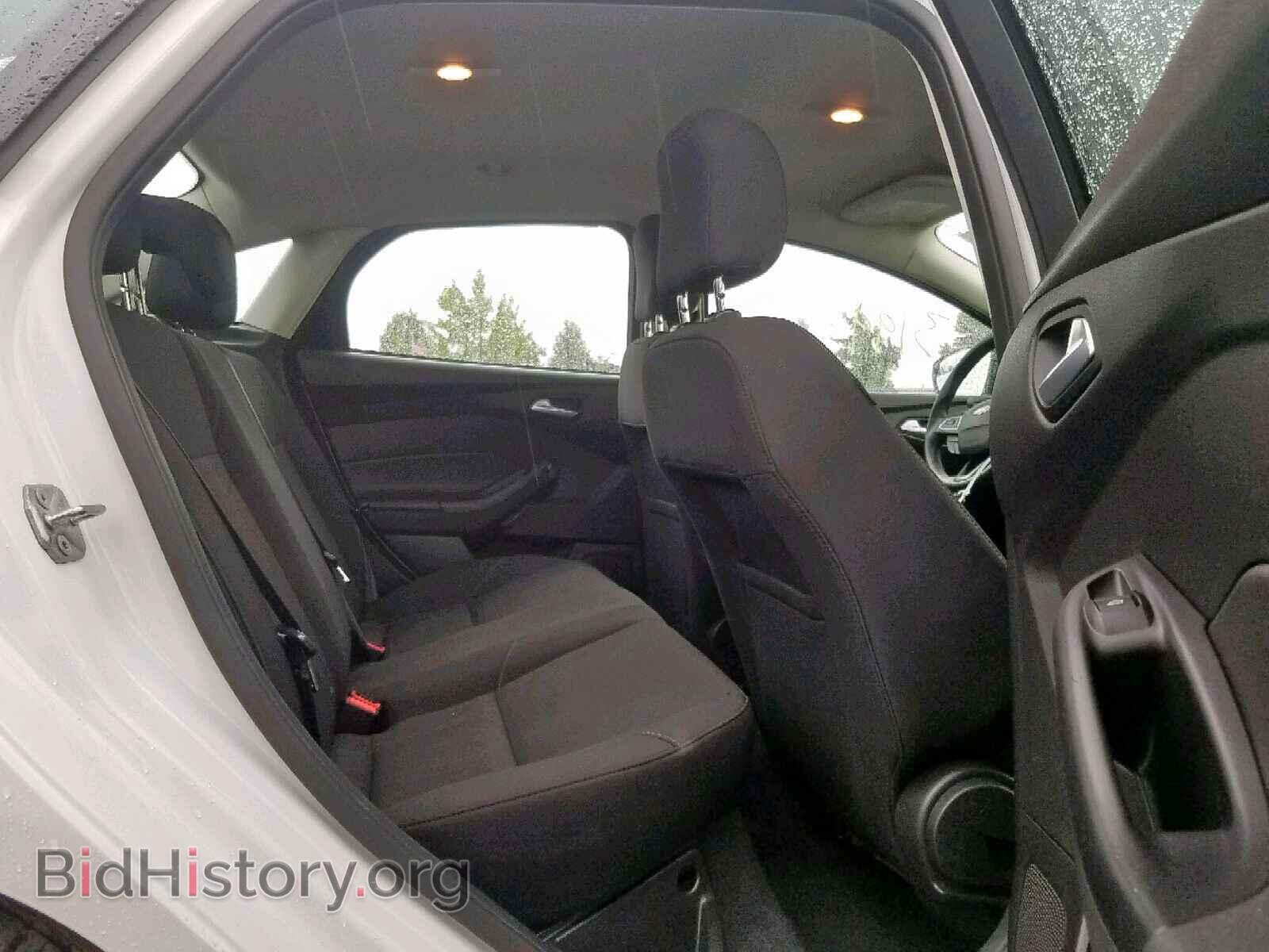 2016 FORD FOCUS SE - VIN: 1FADP3F28GL364124 - Фото 6