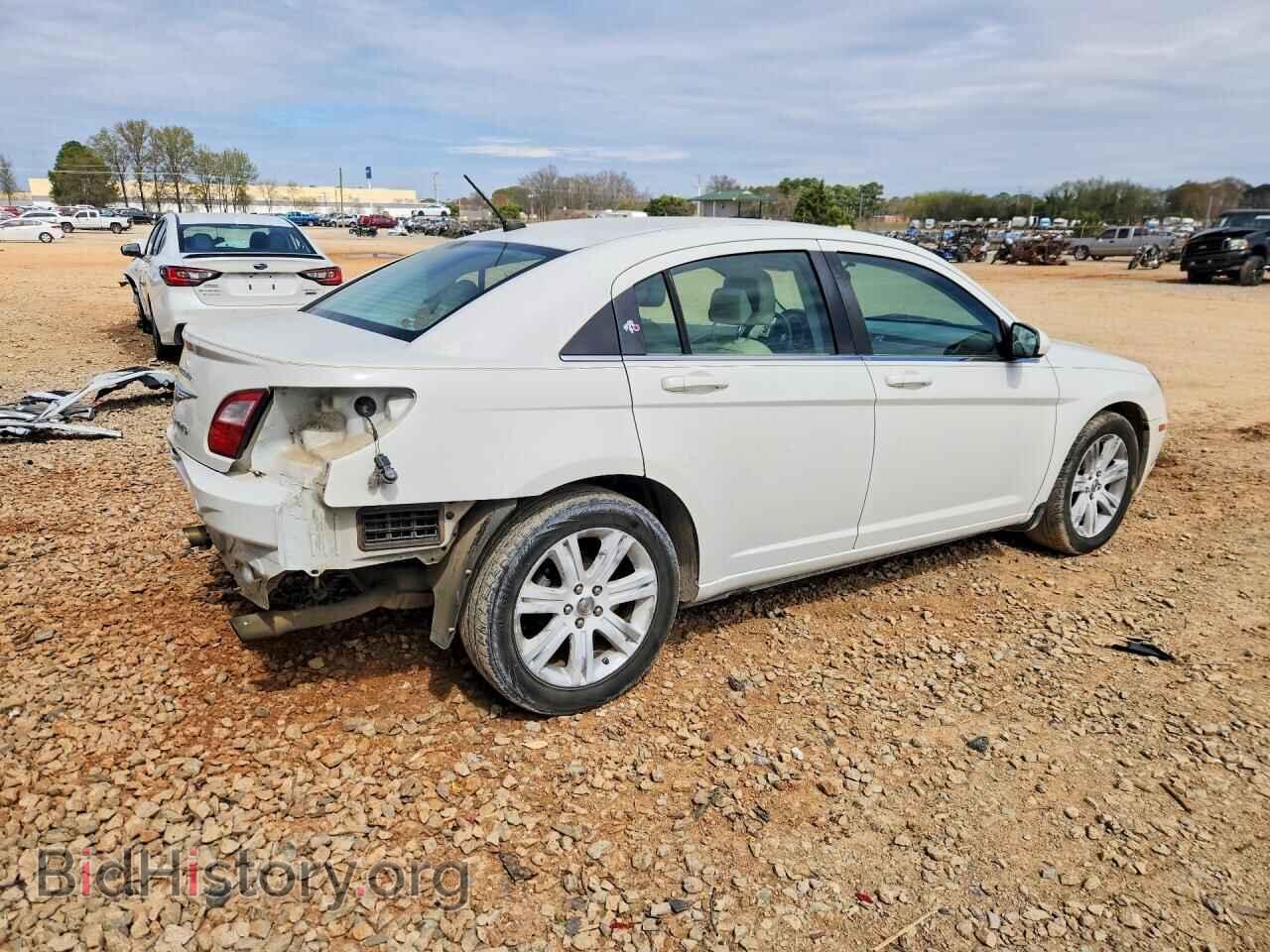 2010 CHRYSLER SEBRING - VIN: 1C3CC5FV1AN153533 - Фото 3