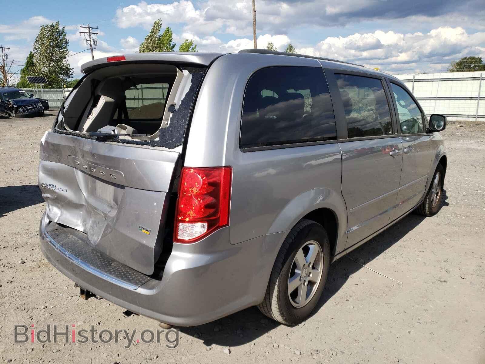 2013 DODGE GRAND CARA - VIN: 2C4RDGCG5DR637359 - Фото 4