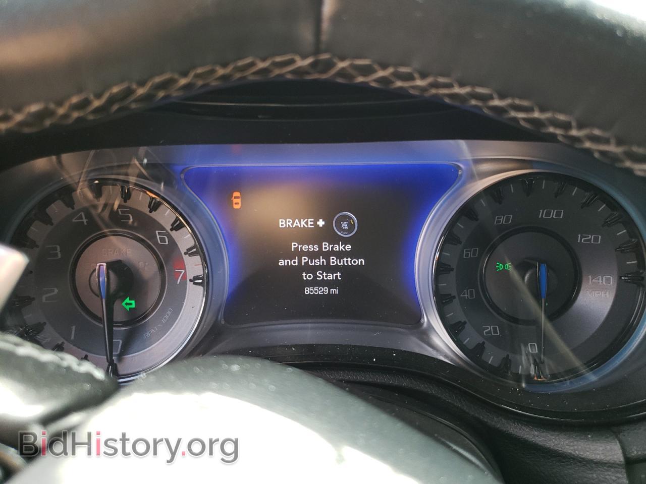 2019 CHRYSLER 300 - VIN: 2C3CCABG6KH697925 - Фото 9