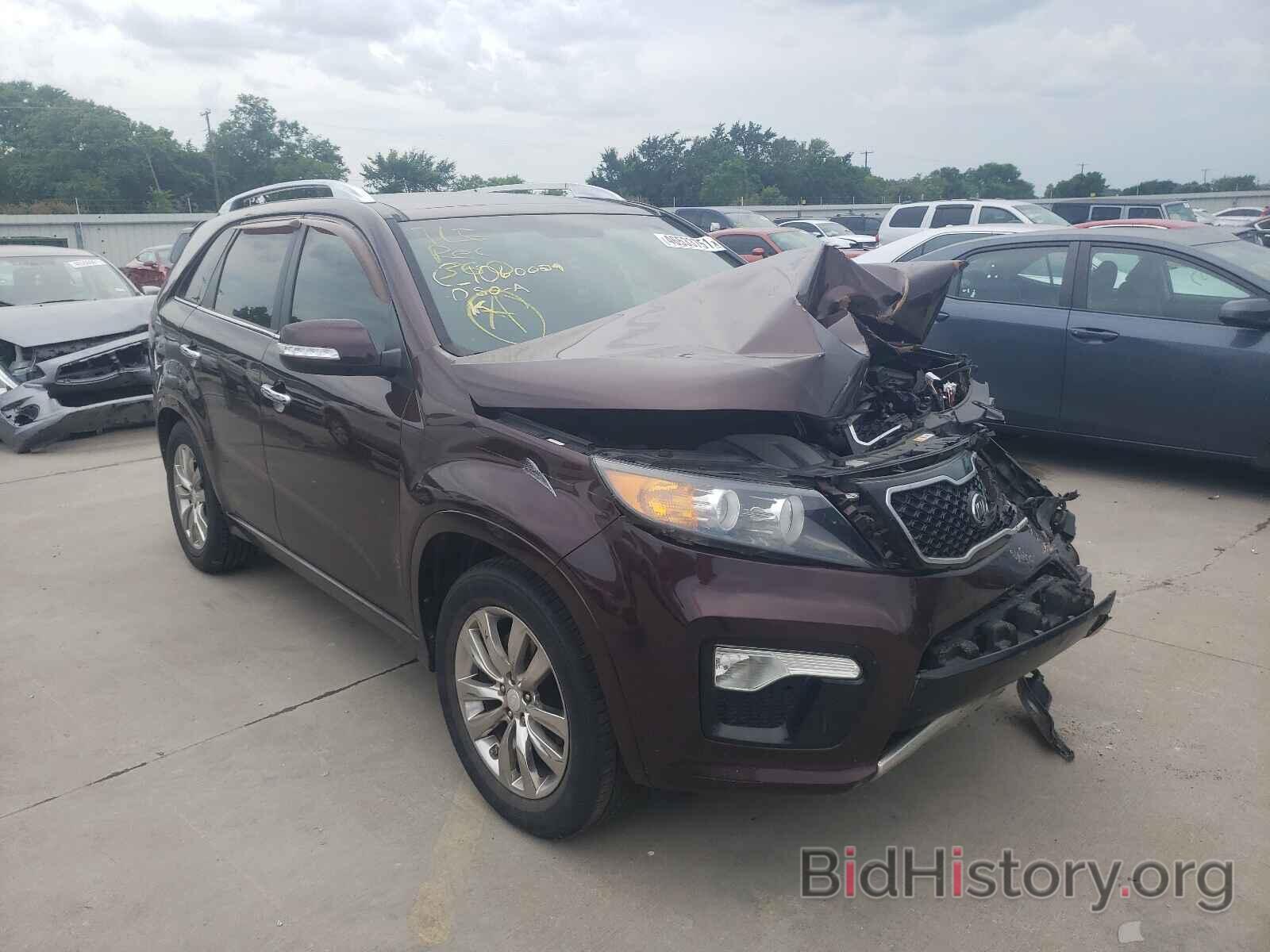 Photo 5XYKW4A22DG373636 - KIA SORENTO 2013