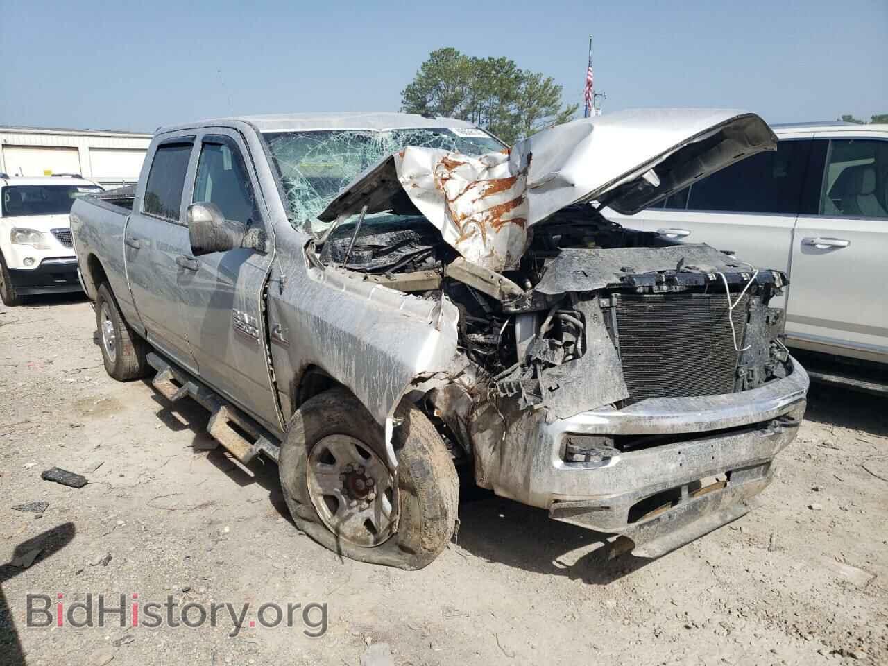 Photo 3C6UR5CL6JG101686 - RAM 2500 2018