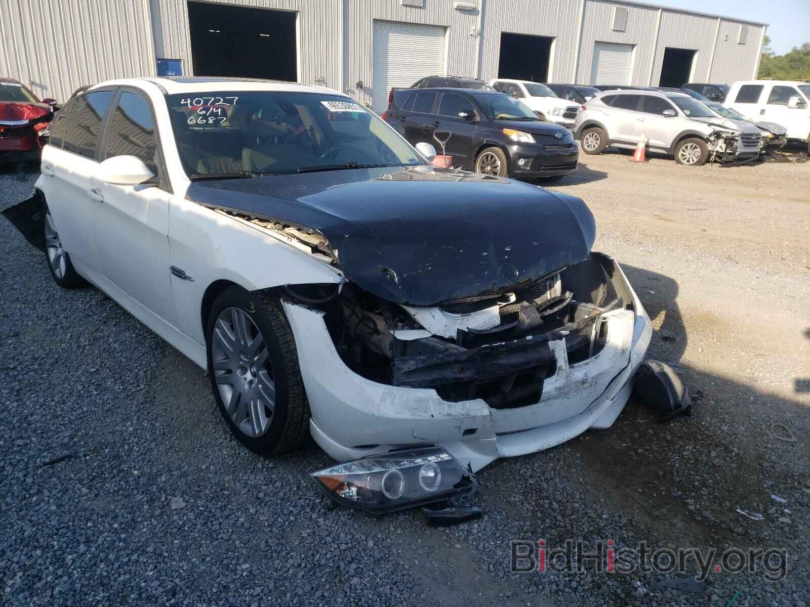 Photo WBAVD13526KV06687 - BMW 3 SERIES 2006