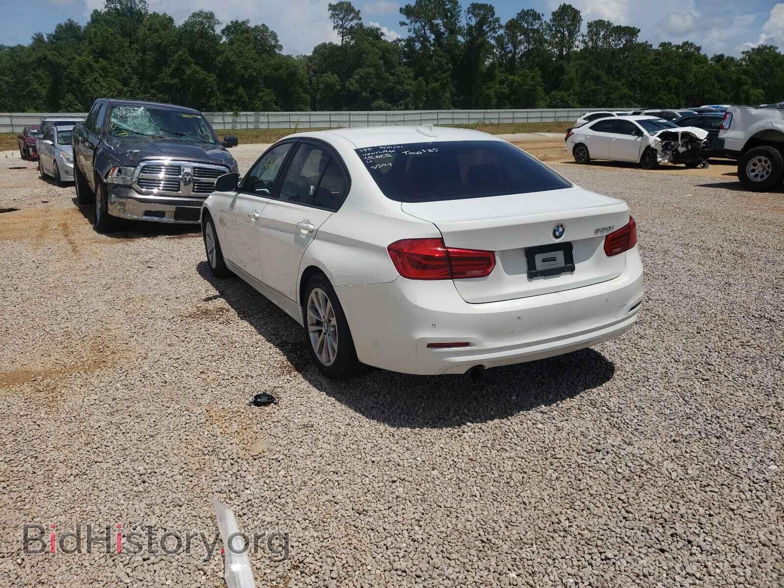 2016 BMW 3 SERIES - VIN: WBA8E1G59GNU11824 - Фото 3