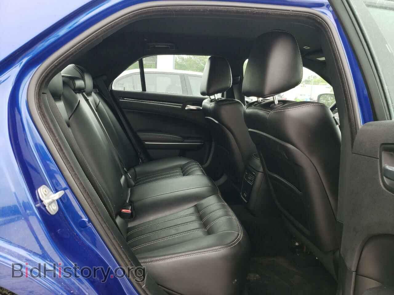 2019 CHRYSLER 300 - VIN: 2C3CCAGG7KH533818 - Фото 6
