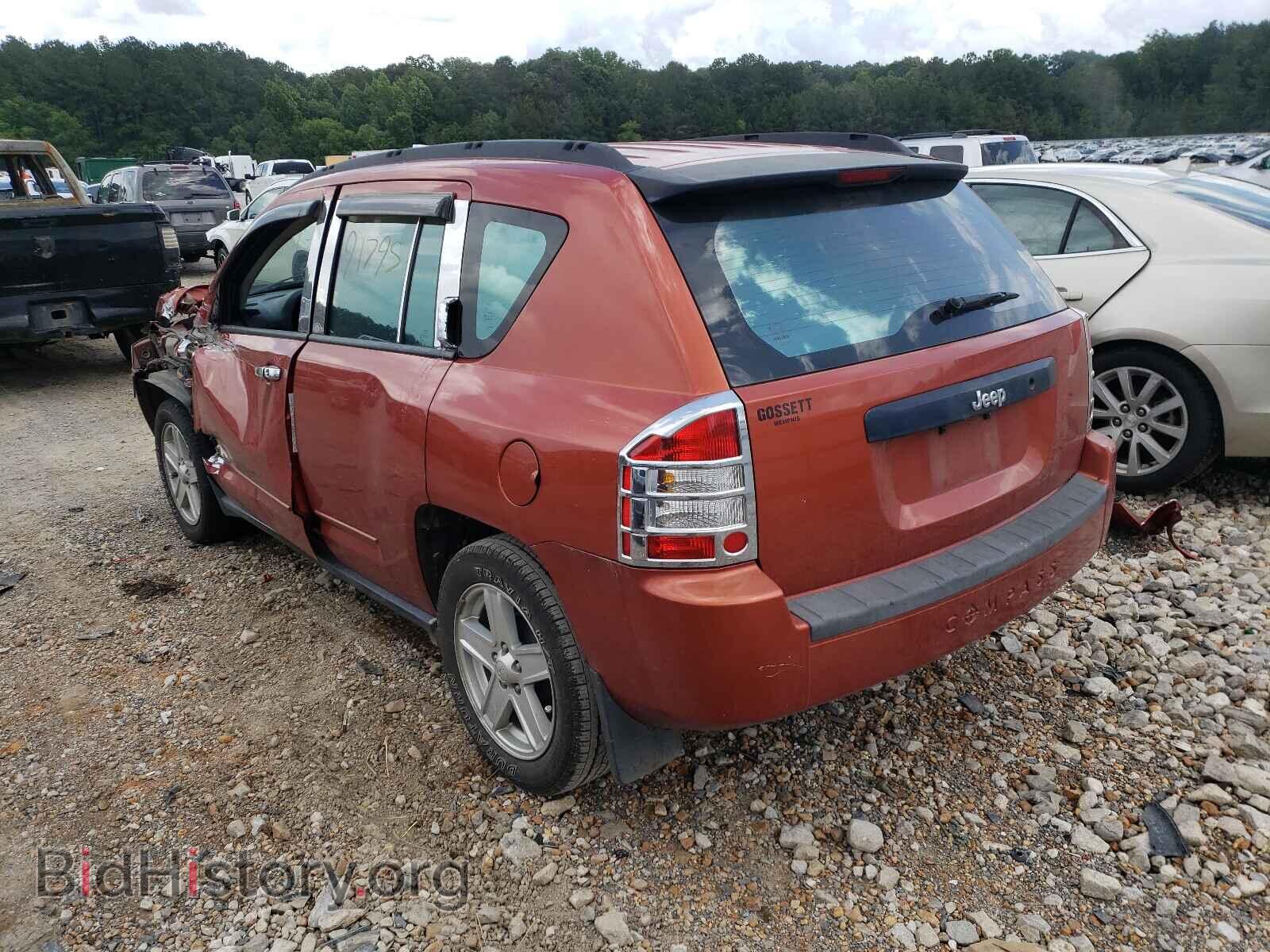 2010 JEEP COMPASS - VIN: 1J4NT4FB1AD502923 - Photo 3