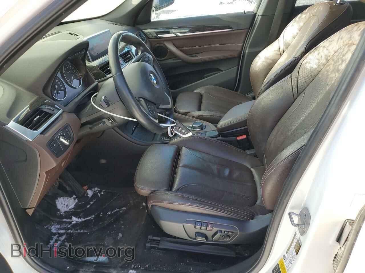 2017 BMW X1 - VIN: WBXHT3C33H5F79099 - Фото 7