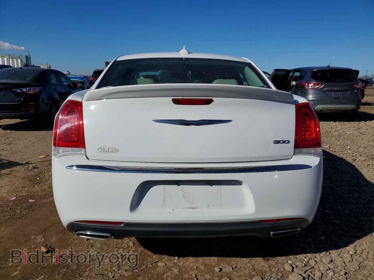 2017 CHRYSLER 300 - VIN: 2C3CCAAG7HH540186 - Фото 6