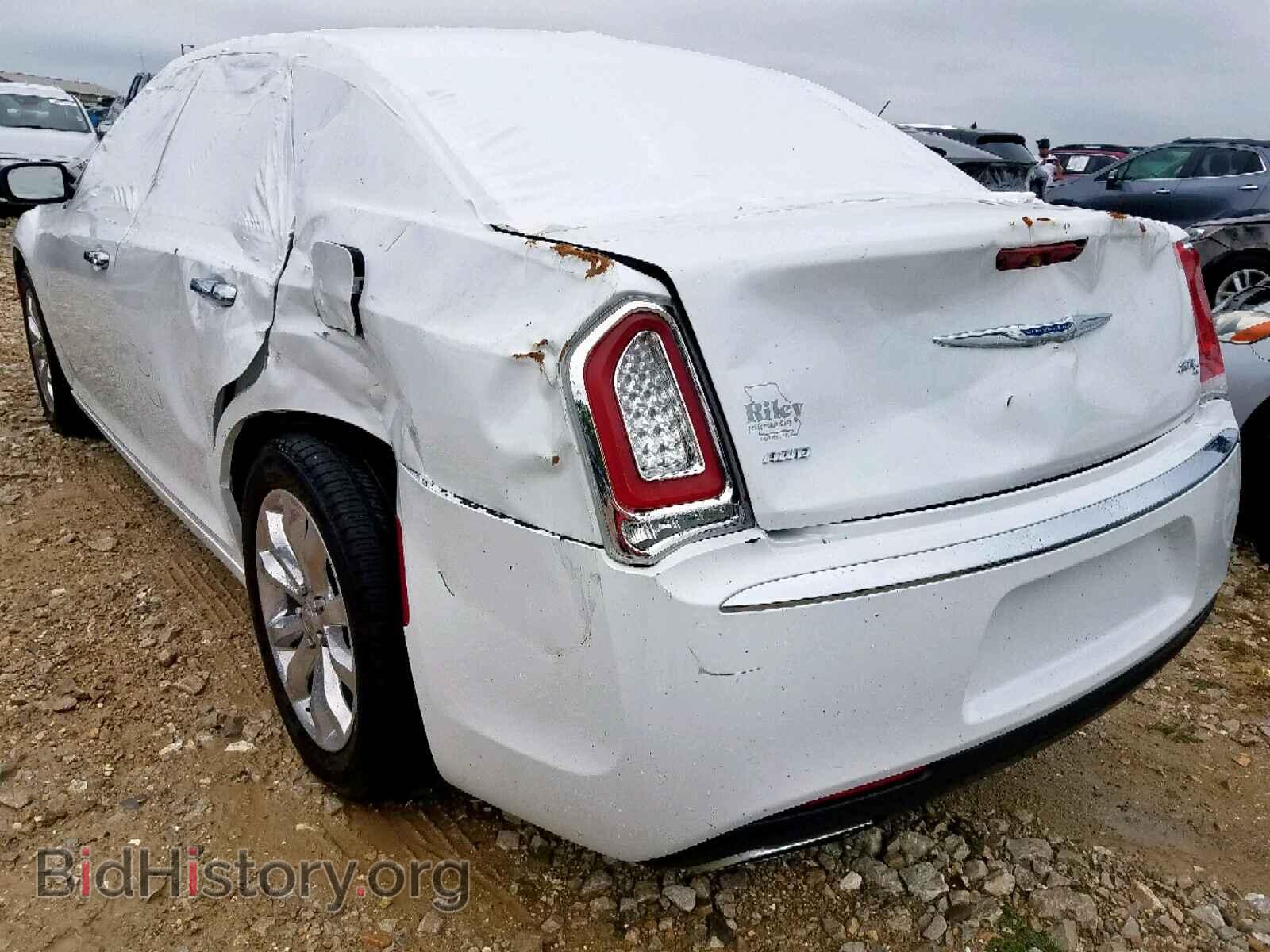 2017 CHRYSLER 300 - VIN: 2C3CCAKG3HH582630 - Фото 3