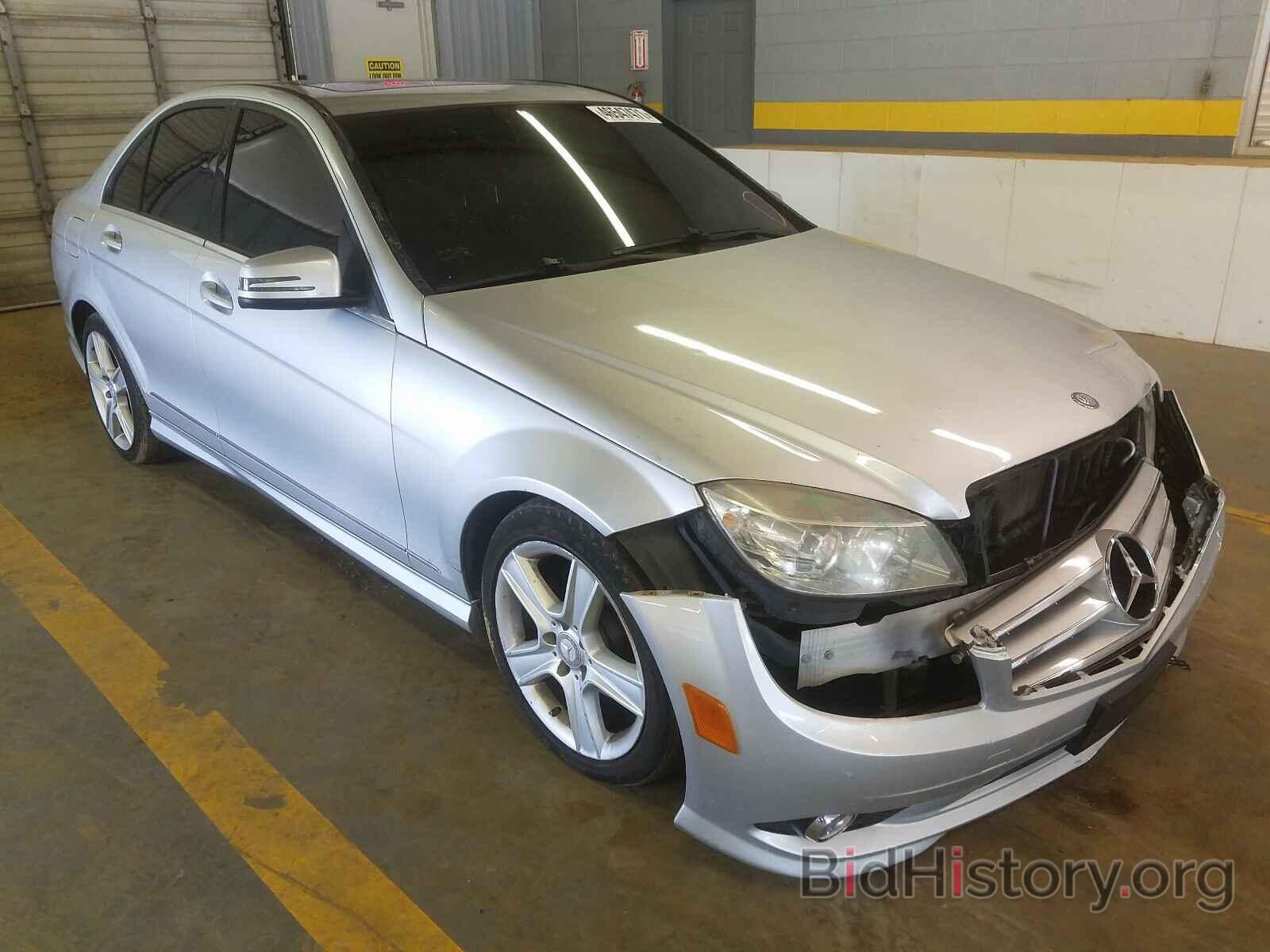 Photo WDDGF8BB1AR106597 - MERCEDES-BENZ C CLASS 2010