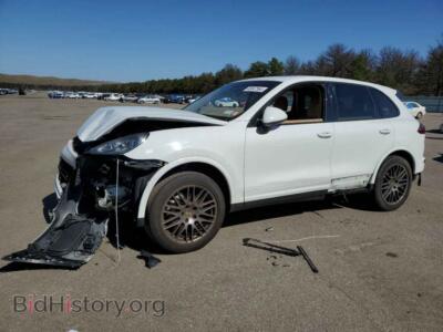 2017 Porsche CAYENNE, белый — VIN WP1AA2A26HKA89052, Copart