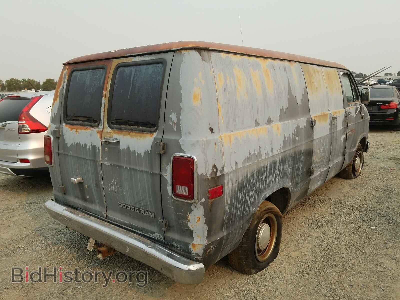 1983 DODGE RAM VAN - VIN: 2B7HB23T6DK394476 - Фото 4
