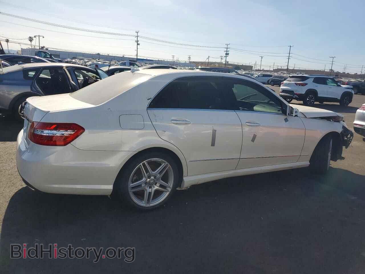 2013 MERCEDES-BENZ E-CLASS - VIN: WDDHF5KB6DA746424 - Фото 3