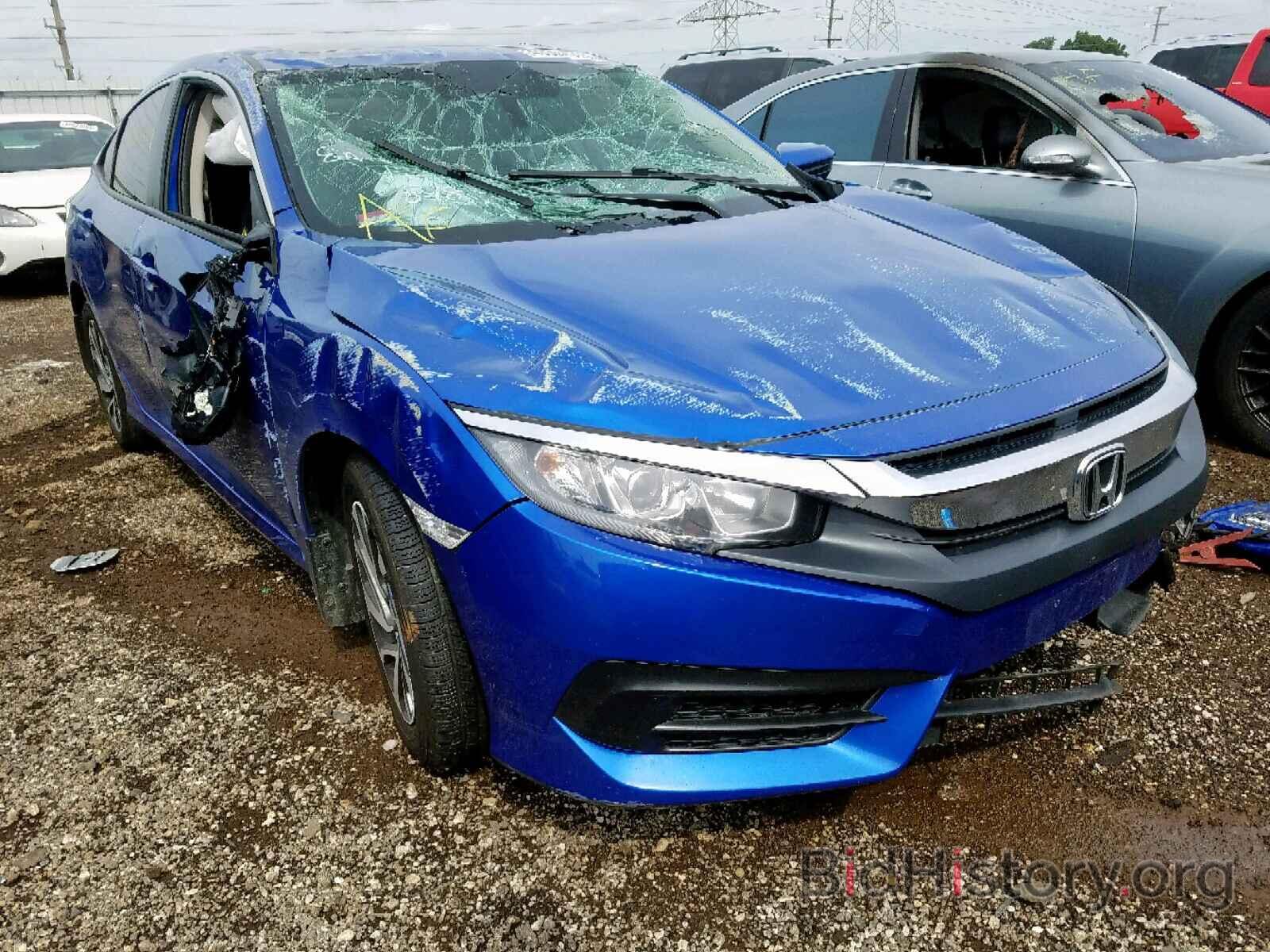 Photo 19XFC2F79JE033637 - HONDA CIVIC EX 2018