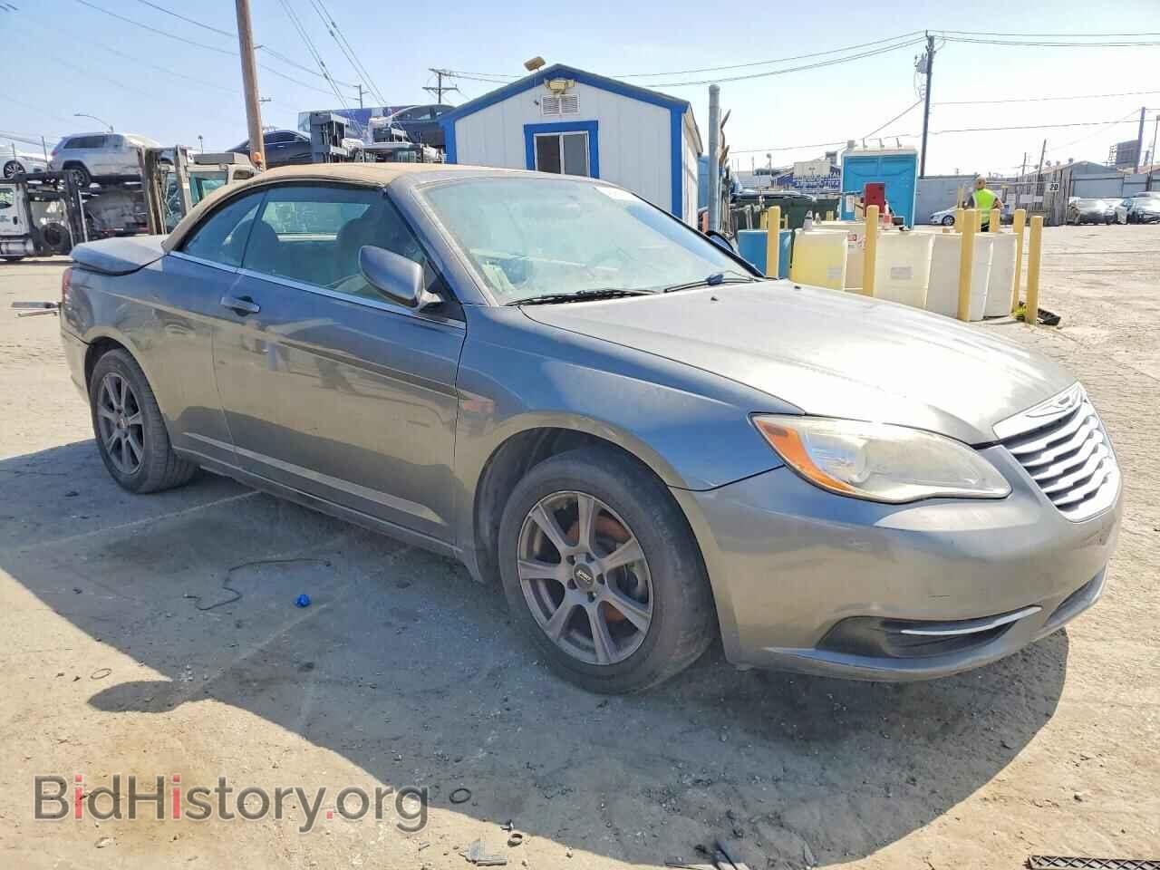 2013 CHRYSLER 200 - VIN: 1C3BCBEB9DN511368 - Photo 4