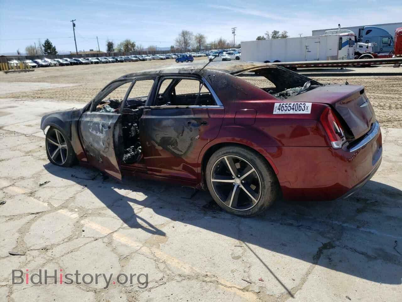 2017 CHRYSLER 300 - VIN: 2C3CCAAG8HH512011 - Фото 2
