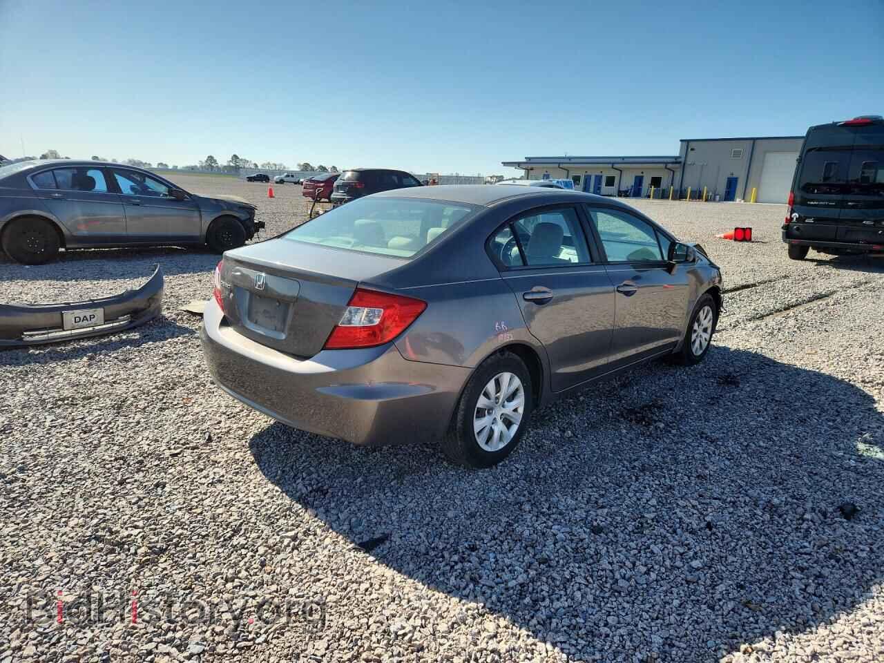 2012 HONDA CIVIC - VIN: 19XFB2F58CE071686 - Фото 3