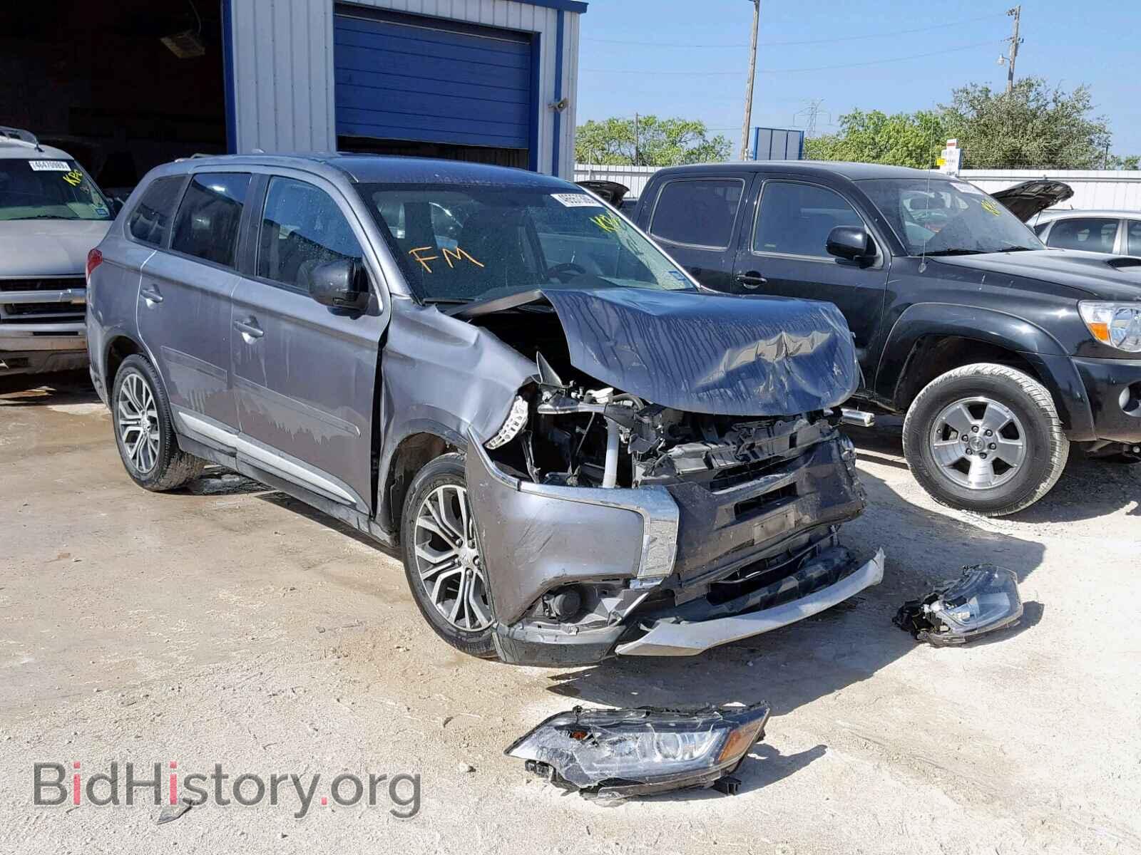 Photo JA4AD2A34HZ006978 - MITSUBISHI OUTLANDER 2017