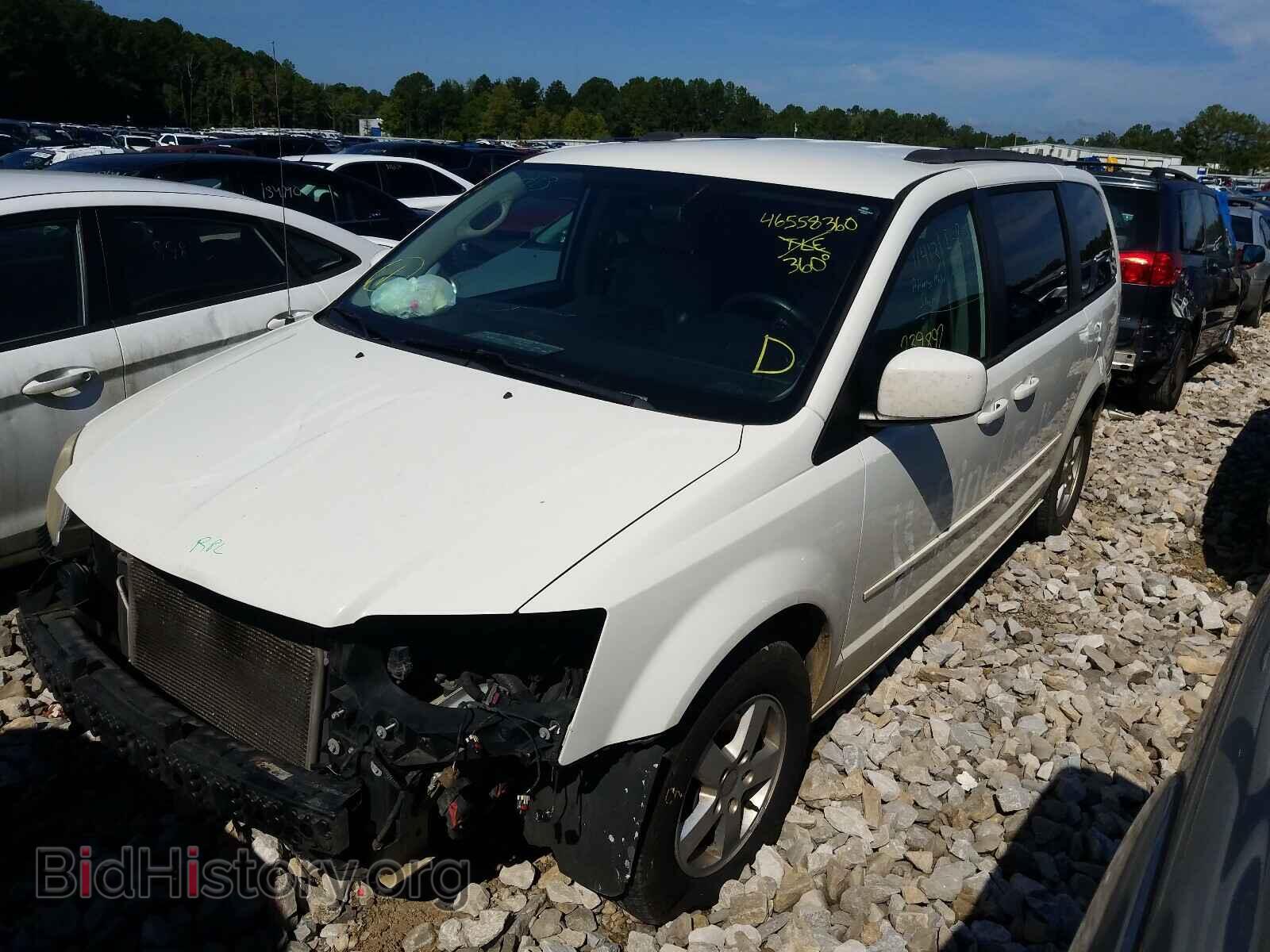 2013 DODGE CARAVAN - VIN: 2C4RDGCG4DR551735 - Фото 2