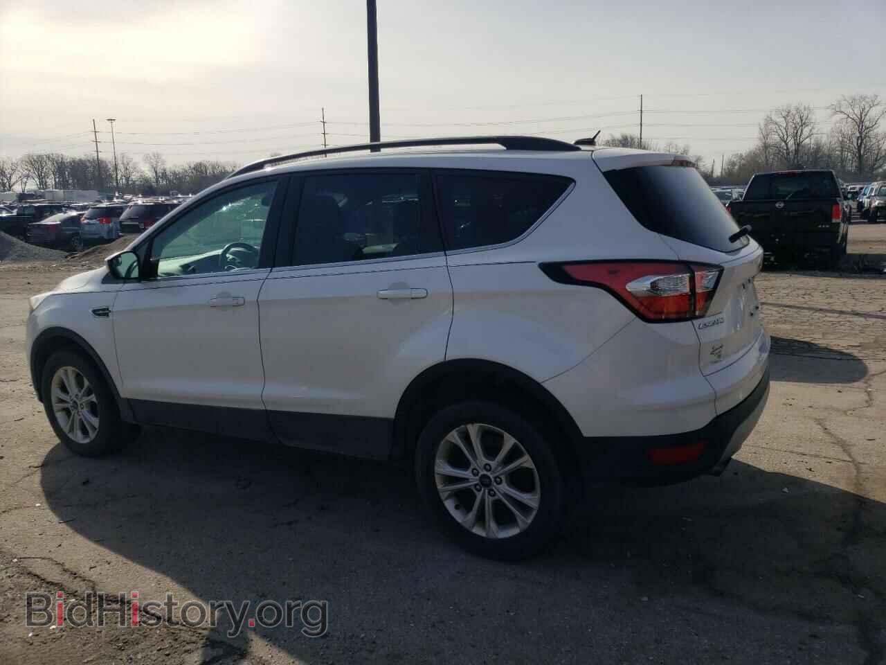 2017 FORD ESCAPE - VIN: 1FMCU9GD6HUB62763 - Фото 2
