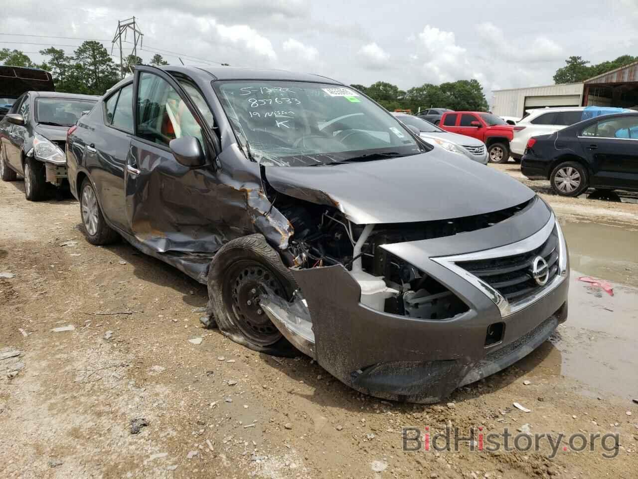 Photo 3N1CN7AP9KL857638 - NISSAN VERSA 2019