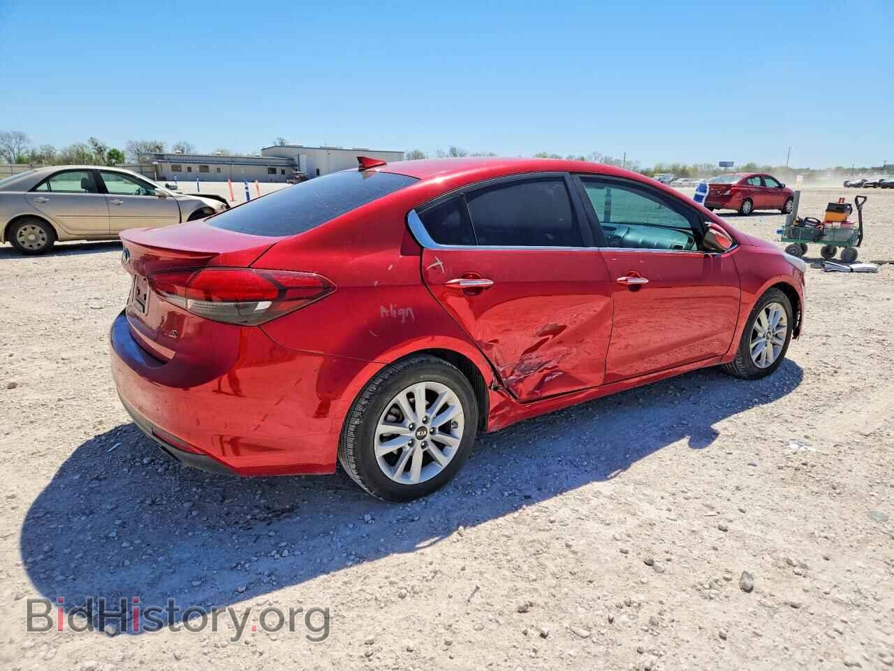 2017 KIA FORTE - VIN: 3KPFL4A78HE058266 - Фото 3