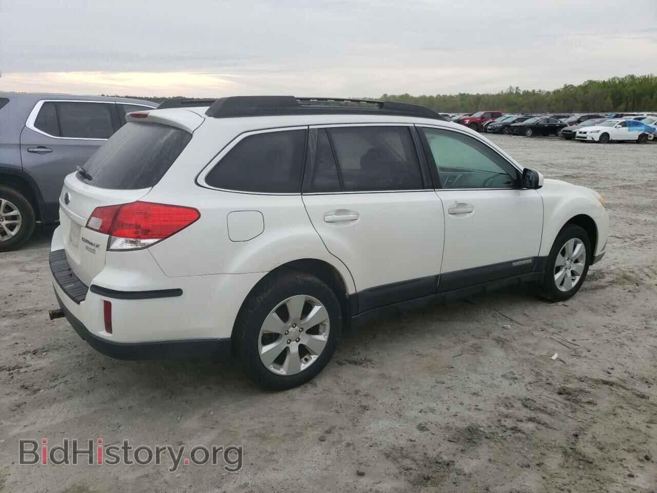 2011 SUBARU OUTBACK - VIN: 4S4BRBCC9B3321385 - Фото 3