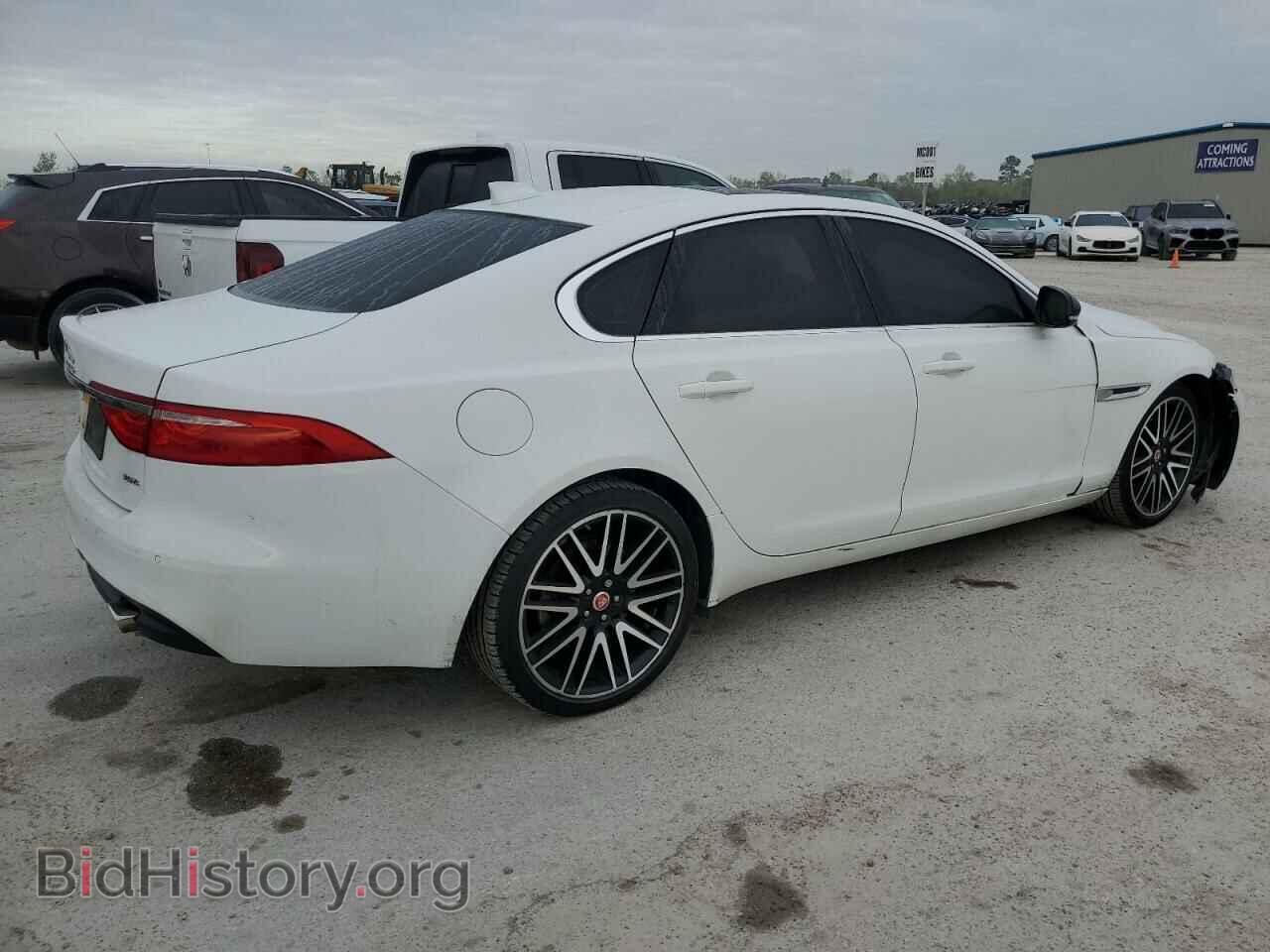 2017 JAGUAR XF - VIN: SAJBD4BV8HCY43274 - Фото 3