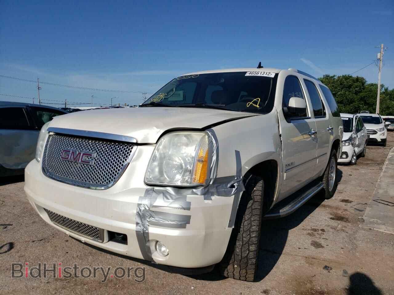 2011 GMC YUKON - VIN: 1GKS2EEF2BR380510 - Фото 2