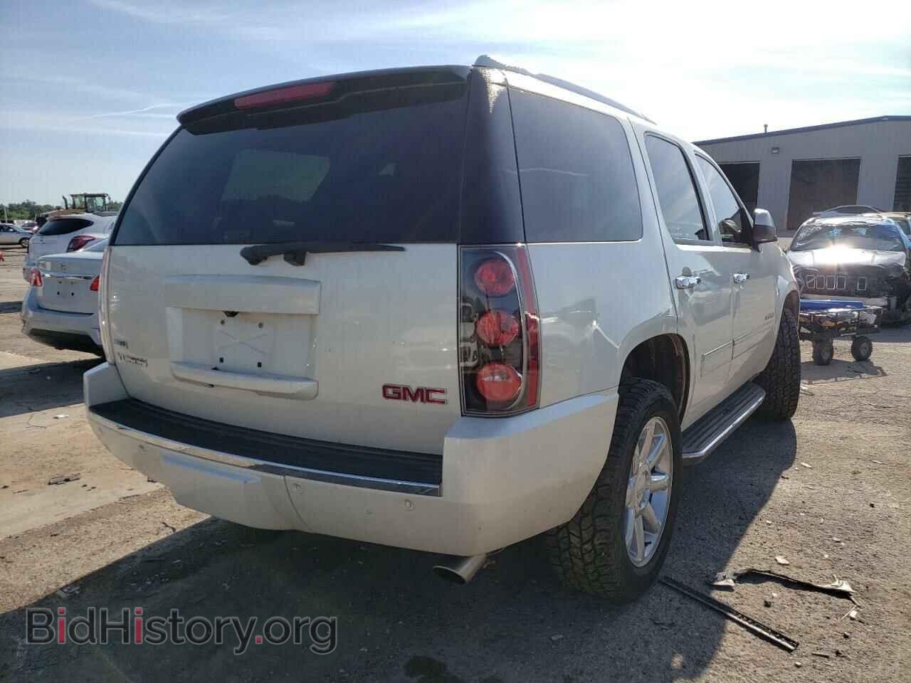 2011 GMC YUKON - VIN: 1GKS2EEF2BR380510 - Фото 4