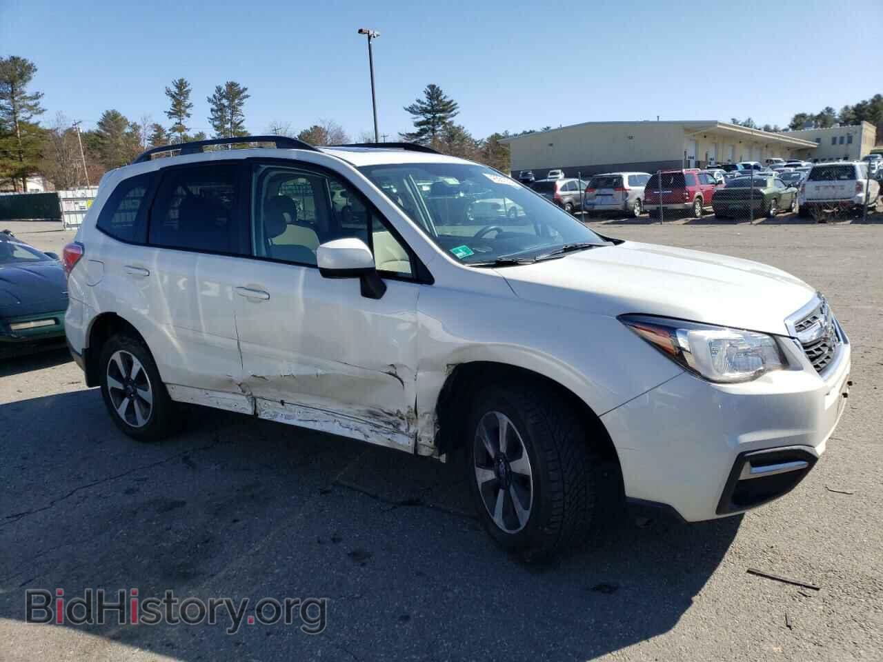 2017 SUBARU FORESTER - VIN: JF2SJAEC4HH548158 - Фото 4