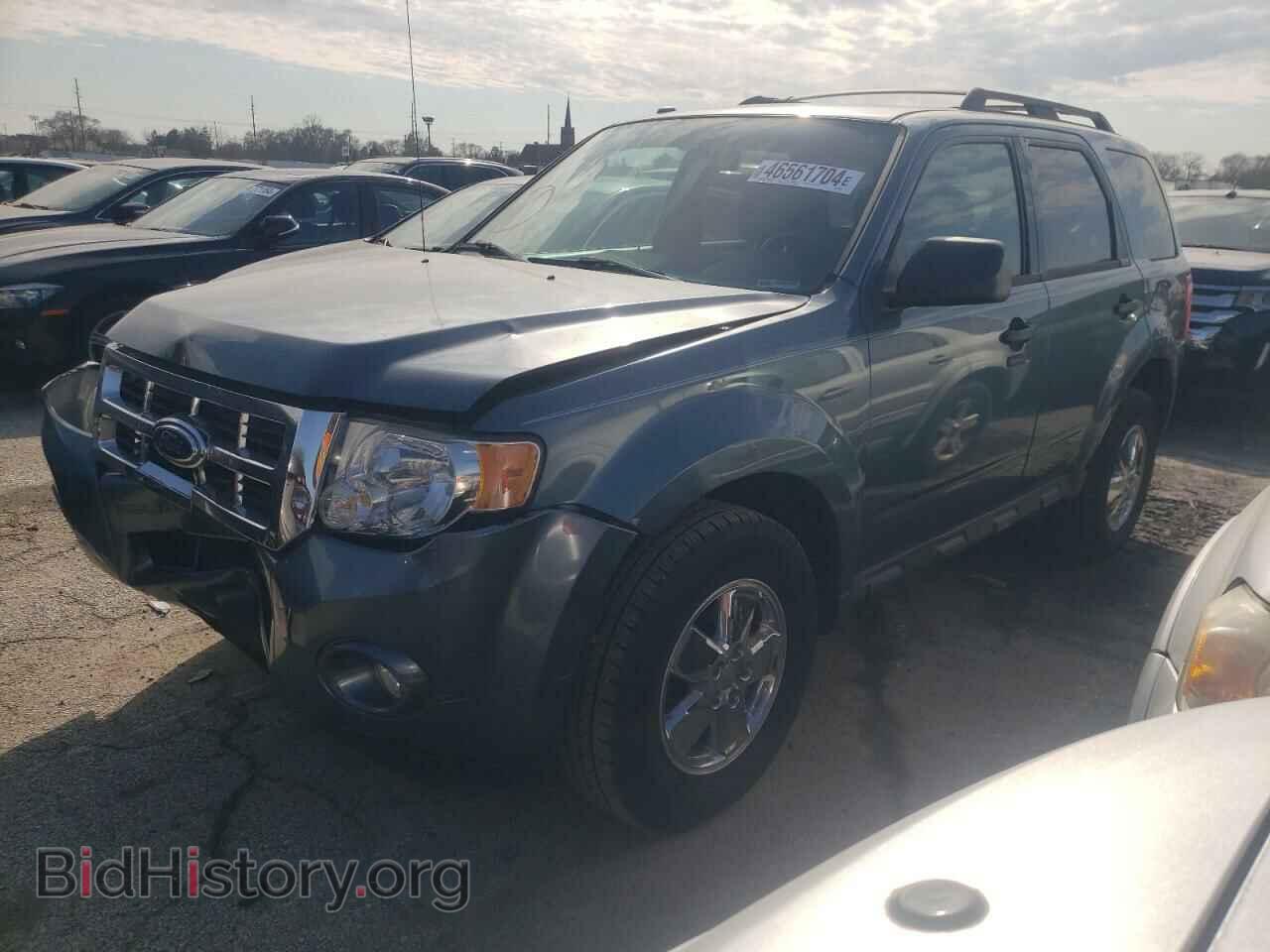Фотография 1FMCU0D73BKA26930 - FORD ESCAPE 2011