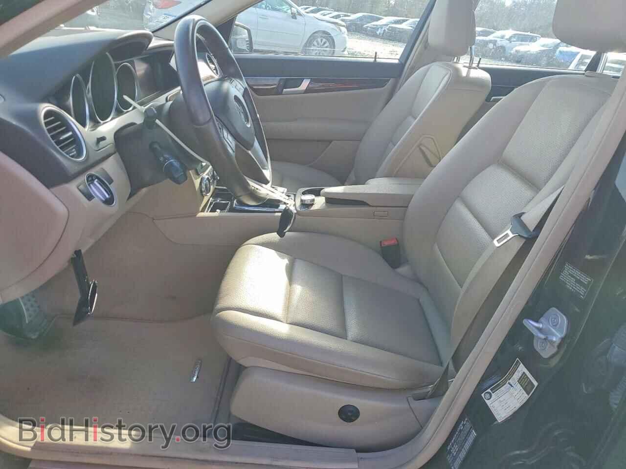 2012 MERCEDES-BENZ C-CLASS - VIN: WDDGF8BB4CR228860 - Фото 7