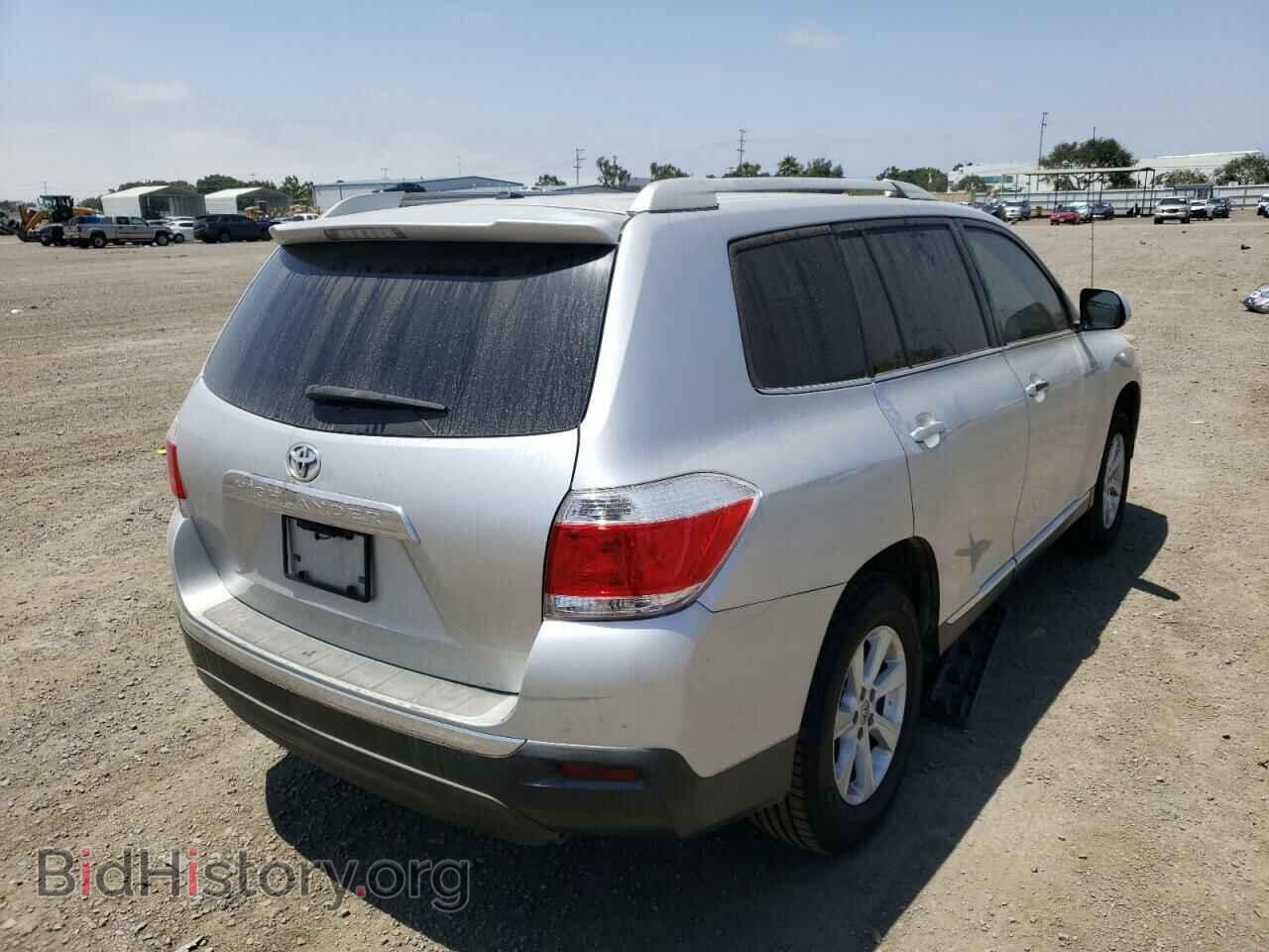 2012 TOYOTA HIGHLANDER - VIN: 5TDZA3EH3CS021821 - Фото 4