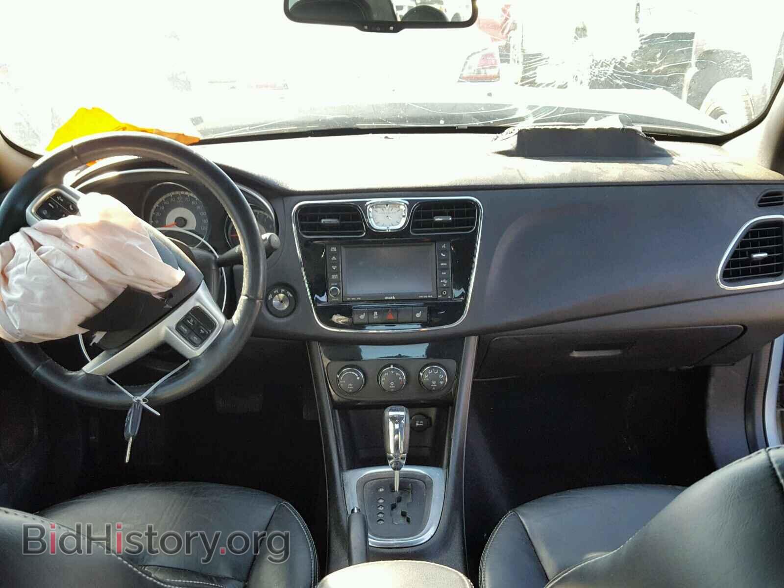 2013 CHRYSLER 200 - VIN: 1C3CCBCG0DN684814 - Фото 9