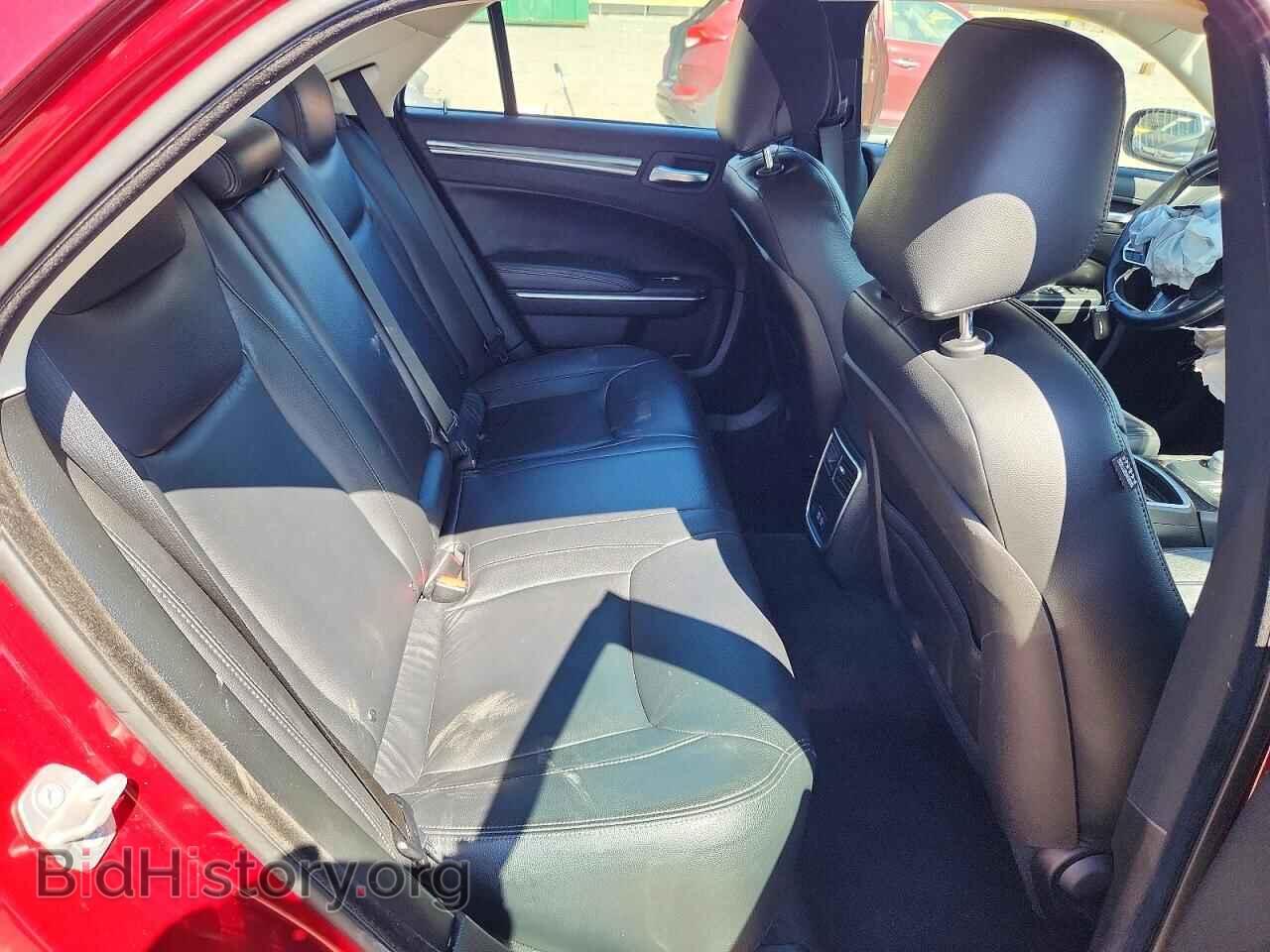 2018 CHRYSLER 300 - VIN: 2C3CCAAG4JH264801 - Фото 10