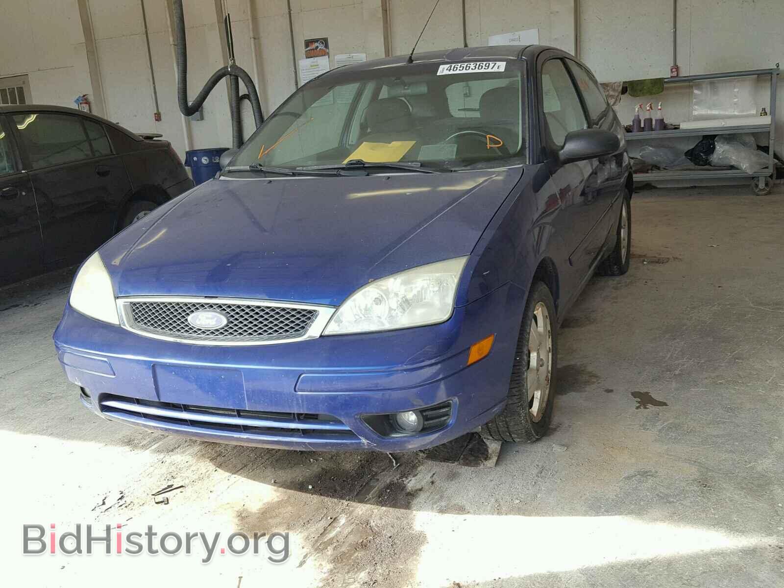 2005 FORD FOCUS - VIN: 3FAFP31N65R102420 - Фото 2