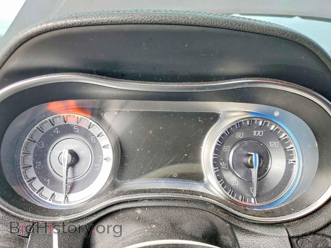 2020 CHRYSLER 300 - VIN: 2C3CCAAG4LH115663 - Фото 9