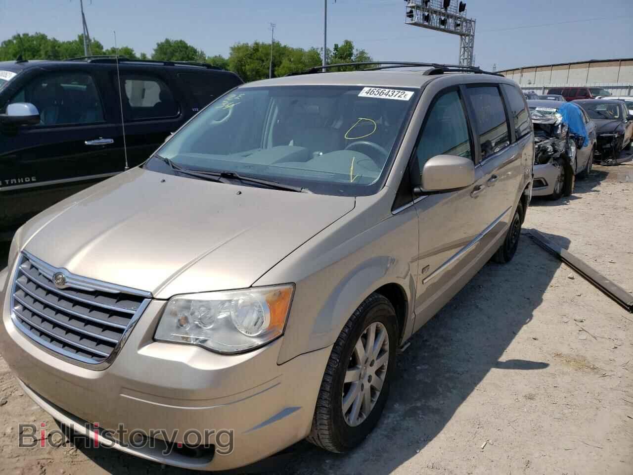 2009 CHRYSLER MINIVAN - VIN: 2A8HR54159R652651 - Фото 2