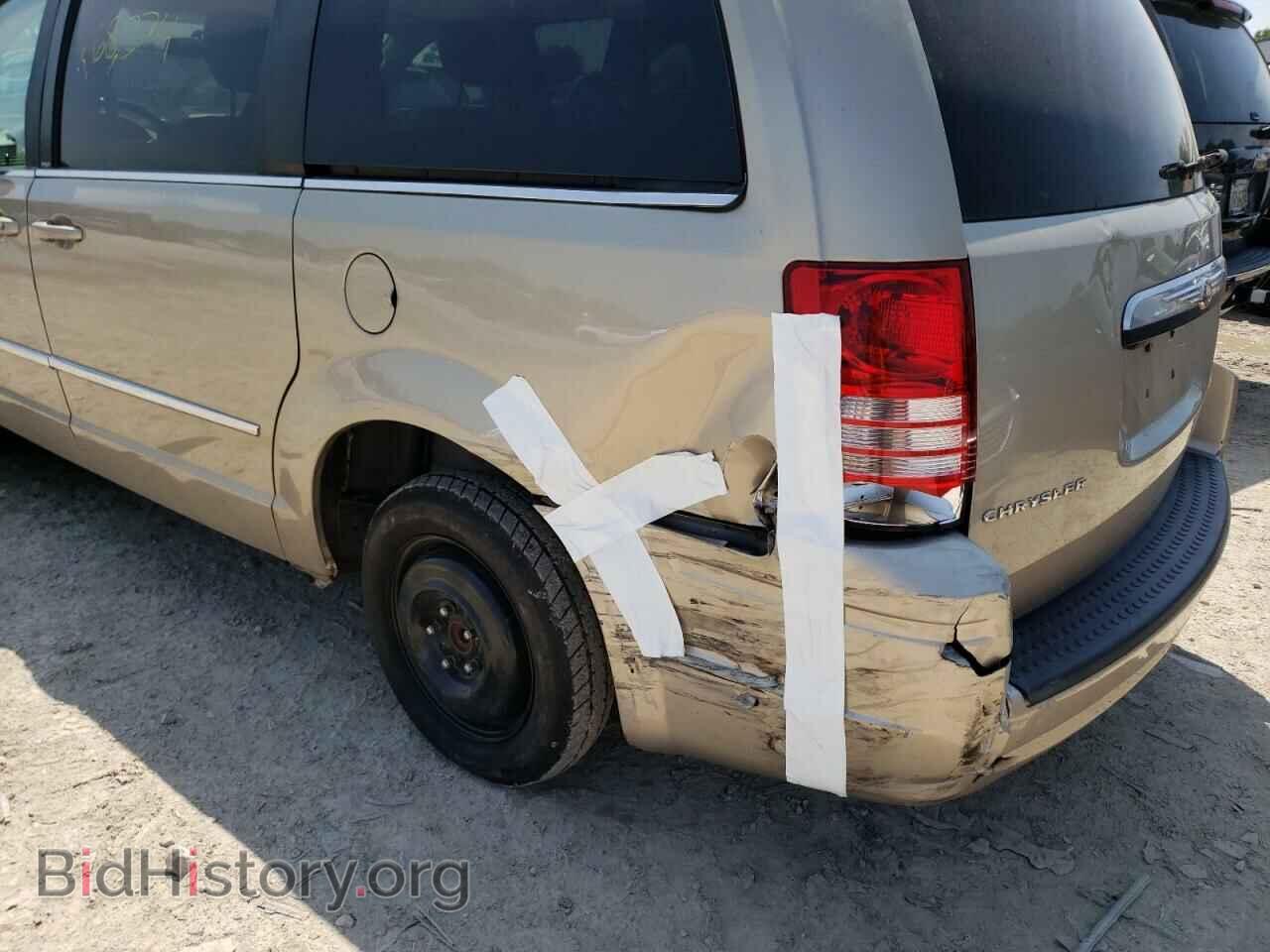 2009 CHRYSLER MINIVAN - VIN: 2A8HR54159R652651 - Фото 9