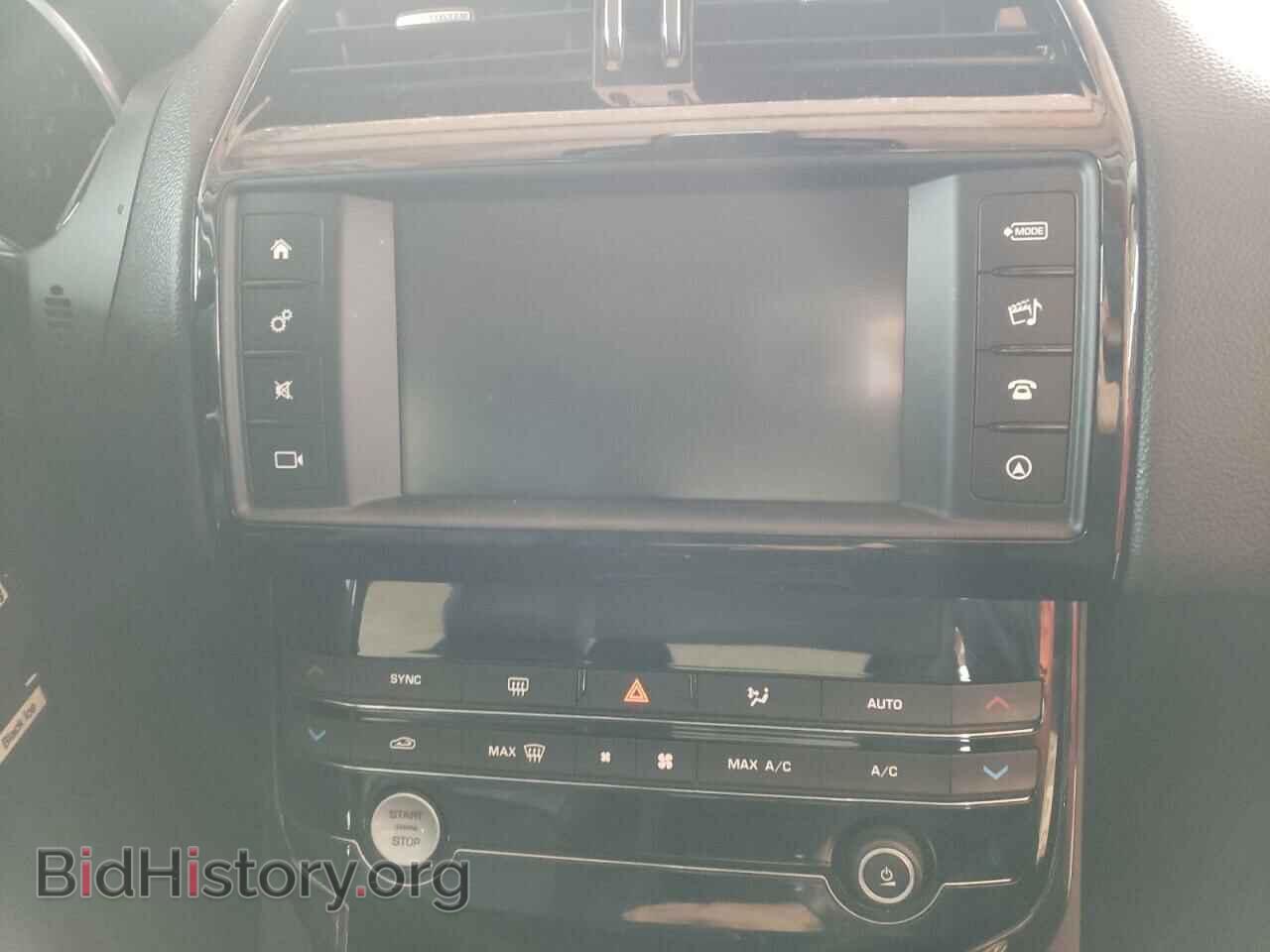 2017 JAGUAR XE - VIN: SAJAJ4BV6HA974722 - Фото 9