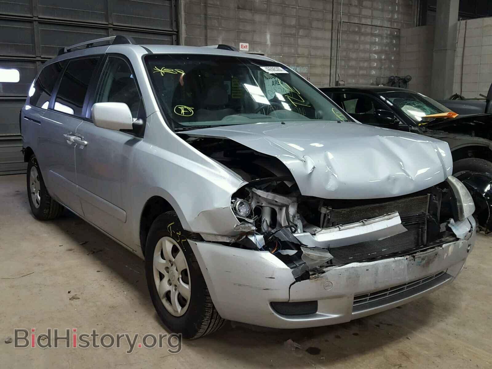 Фотография KNDMB233066086123 - KIA SEDONA 2006