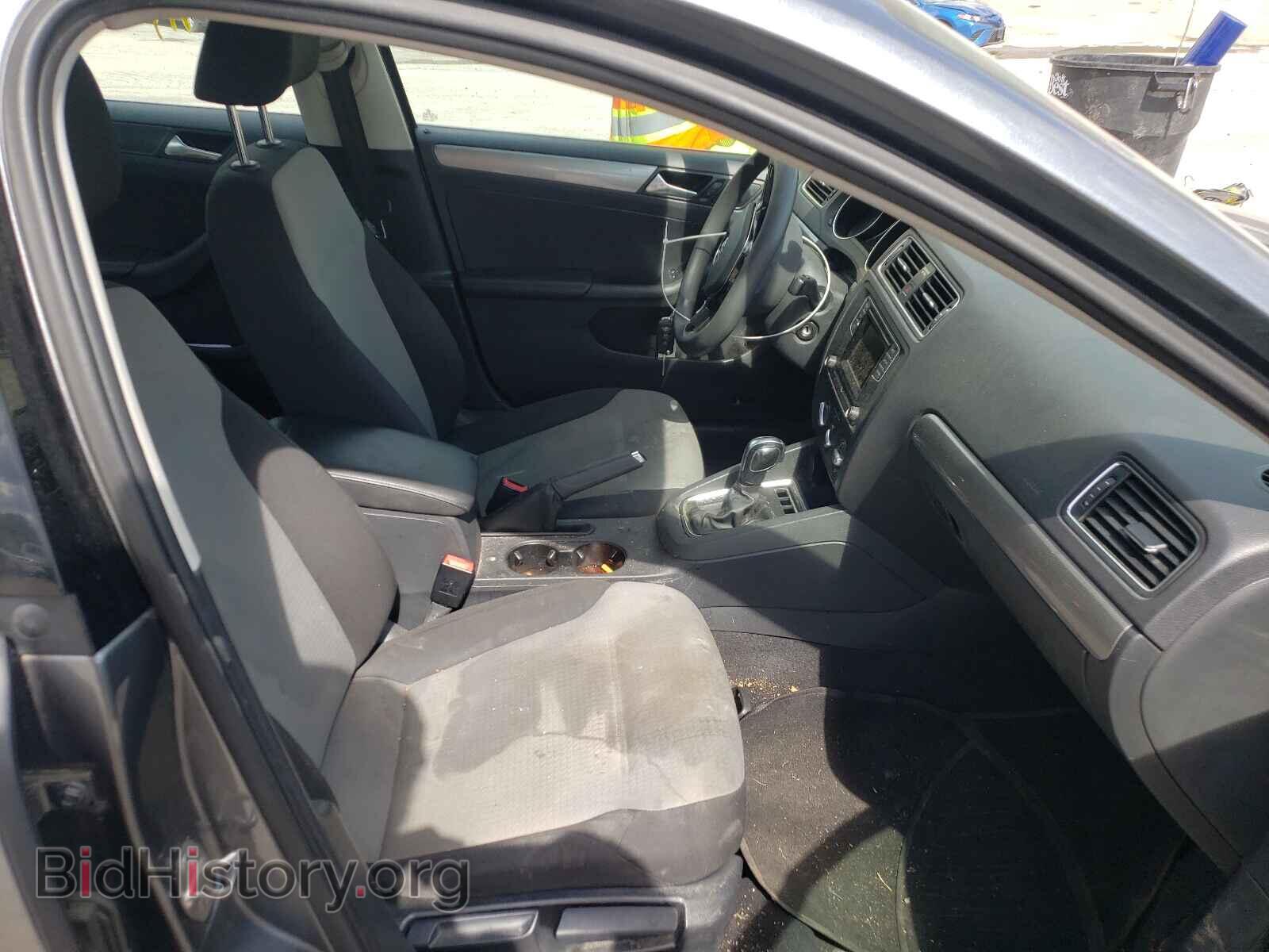 2017 VOLKSWAGEN JETTA - VIN: 3VW2B7AJ5HM351883 - Photo 5