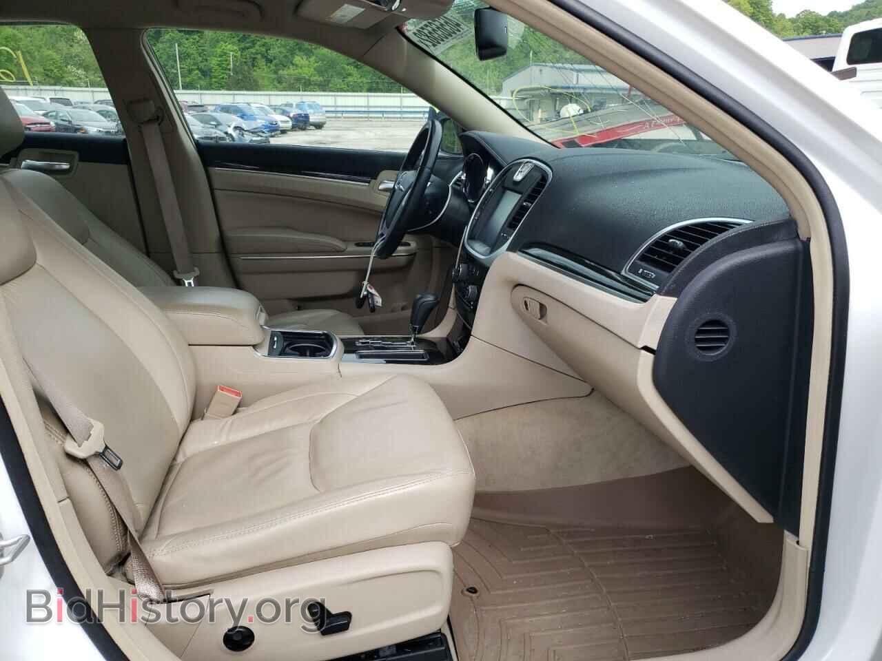 2011 CHRYSLER 300 - VIN: 2C3CA5CG6BH564741 - Фото 5