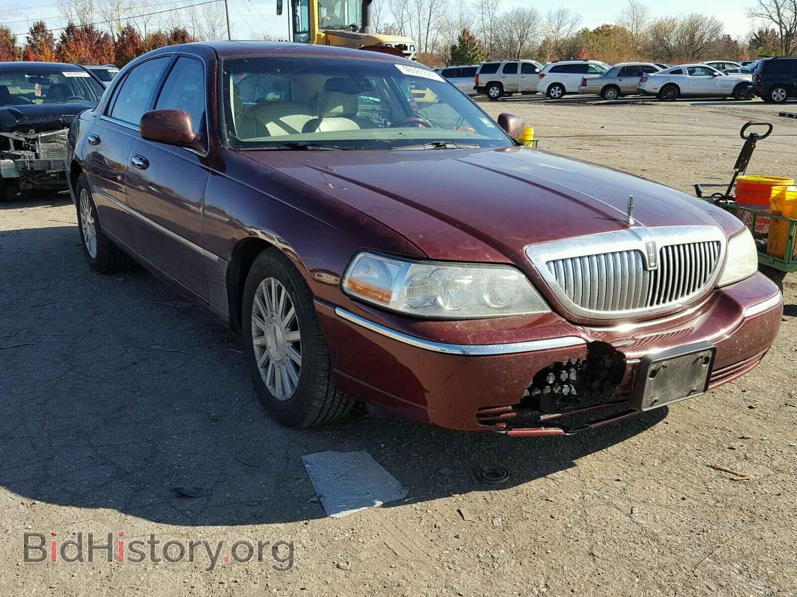 Photo 1LNHM82W93Y622573 - LINCOLN TOWNCAR 2003