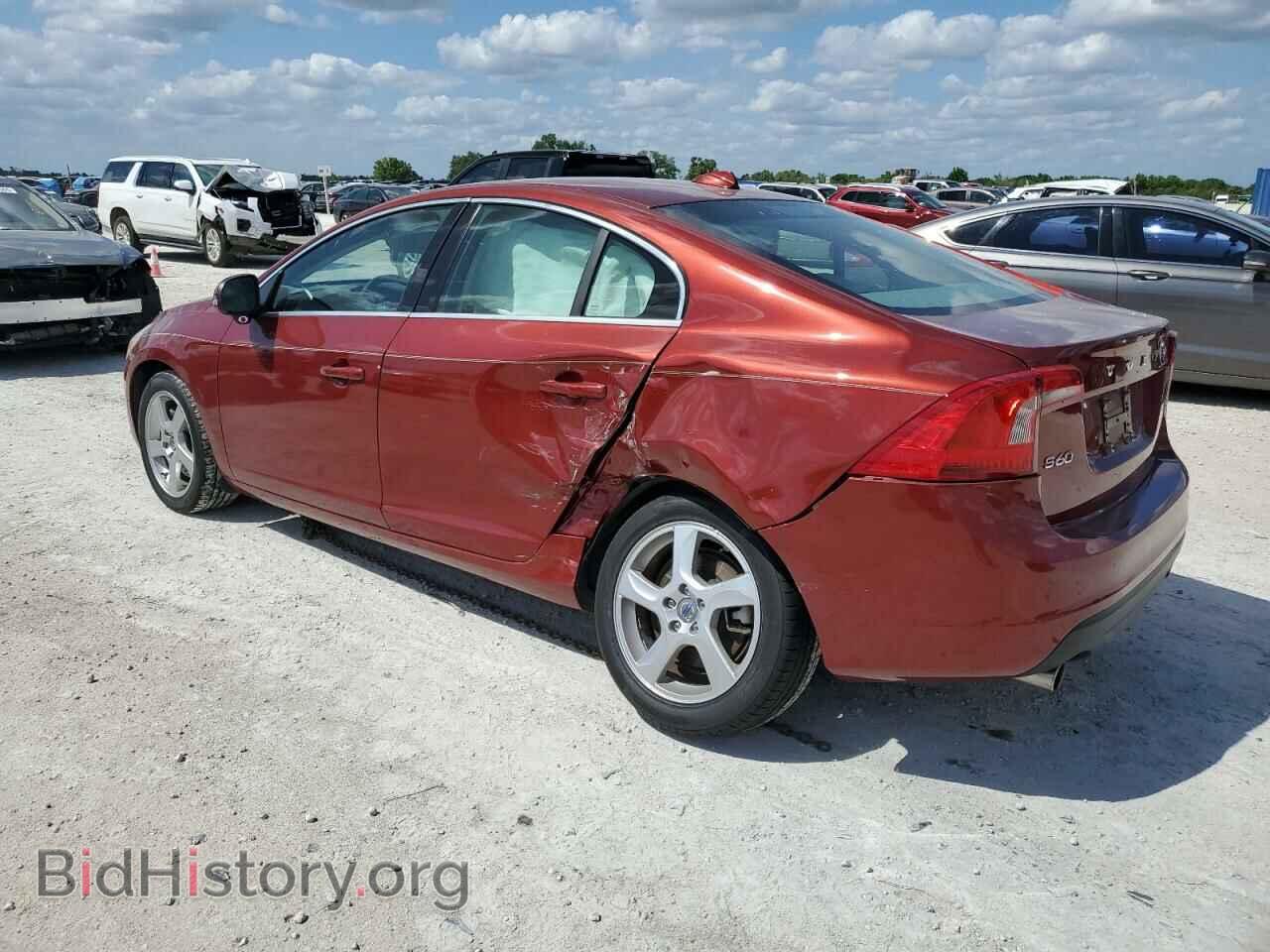 2013 VOLVO S60 - VIN: YV1612FSXD2180555 - Фото 2