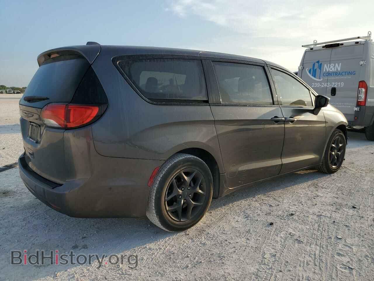 2019 CHRYSLER PACIFICA - VIN: 2C4RC1FGXKR593741 - Фото 3